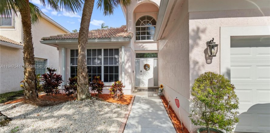 Villa ou maison à Margate, Floride 3 chambres, 206.43 m2 № 2004461