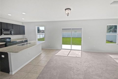 House in Spring Hill, Florida 4 bedrooms, 232.72 sq.m. № 1912967 - photo 12