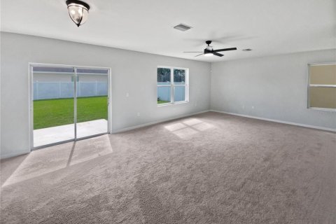 House in Spring Hill, Florida 4 bedrooms, 232.72 sq.m. № 1912967 - photo 3