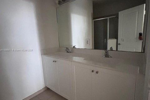 Adosado en alquiler en Homestead, Florida, 4 dormitorios, 175.31 m2 № 1932612 - foto 19