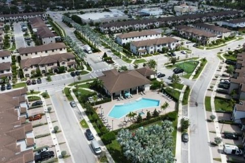 Adosado en alquiler en Homestead, Florida, 4 dormitorios, 175.31 m2 № 1932612 - foto 25