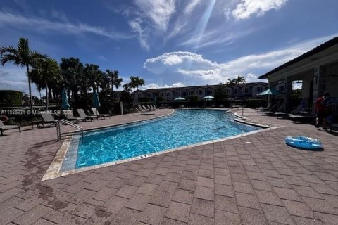 Adosado en alquiler en Homestead, Florida, 4 dormitorios, 175.31 m2 № 1932612 - foto 20