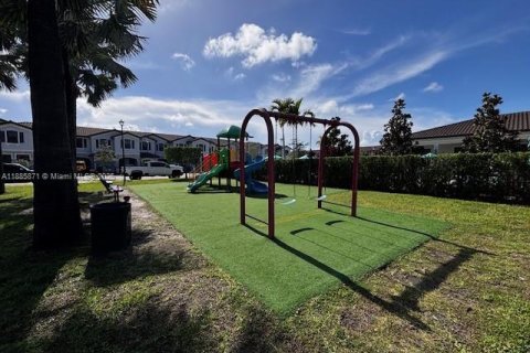Adosado en alquiler en Homestead, Florida, 4 dormitorios, 175.31 m2 № 1932612 - foto 22
