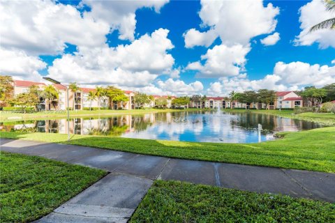 Condominio en alquiler en Miramar, Florida, 3 dormitorios, 104.52 m2 № 2003167 - foto 17