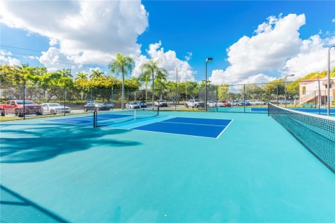 Condominio en alquiler en Miramar, Florida, 3 dormitorios, 104.52 m2 № 2003167 - foto 23