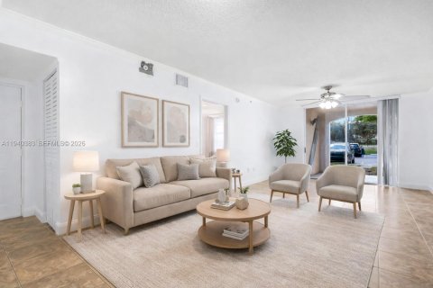 Condominio en alquiler en Miramar, Florida, 3 dormitorios, 104.52 m2 № 2003167 - foto 5