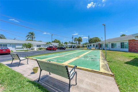 Condo in Bradenton, Florida, 2 bedrooms № 2199108 - photo 21
