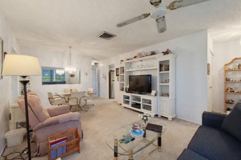 Condo in Bradenton, Florida, 2 bedrooms № 2199108 - photo 7