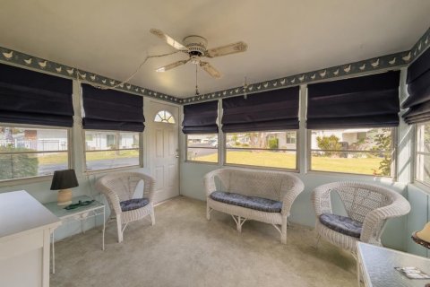 Condo in Bradenton, Florida, 2 bedrooms № 2199108 - photo 16