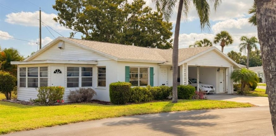 Condo in Bradenton, Florida, 2 bedrooms № 2199108