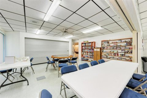 Condo in Bradenton, Florida, 2 bedrooms № 2199108 - photo 22