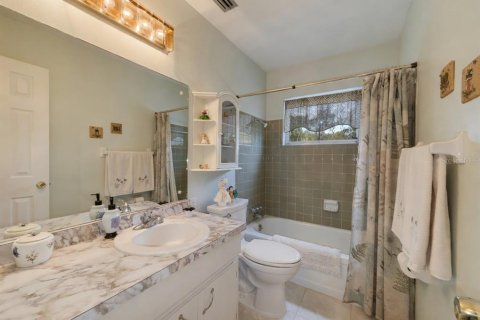 Condo in Bradenton, Florida, 2 bedrooms № 2199108 - photo 14