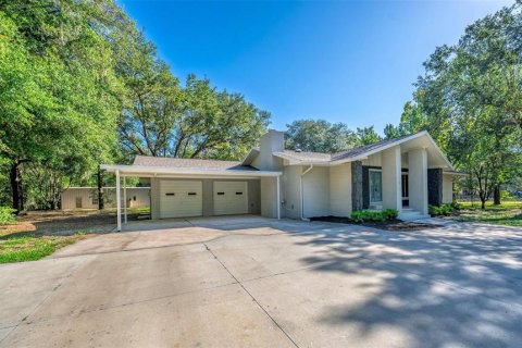 Casa en venta en Lady Lake, Florida, 5 dormitorios, 283.82 m2 № 1851269 - foto 18