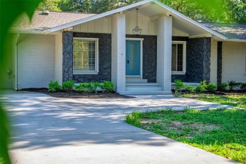 Casa en venta en Lady Lake, Florida, 5 dormitorios, 283.82 m2 № 1851269 - foto 12