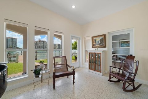 House in Clearwater, Florida 4 bedrooms, 318 sq.m. № 1868865 - photo 26