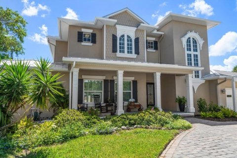 House in Clearwater, Florida 4 bedrooms, 318 sq.m. № 1868865 - photo 6