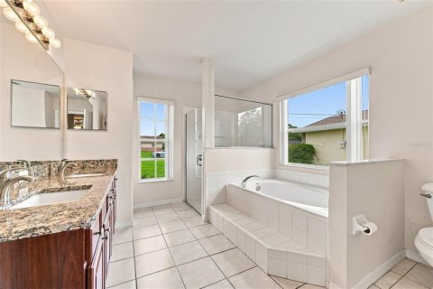 Casa en venta en Spring Hill, Florida, 4 dormitorios, 208.01 m2 № 2294730 - foto 20