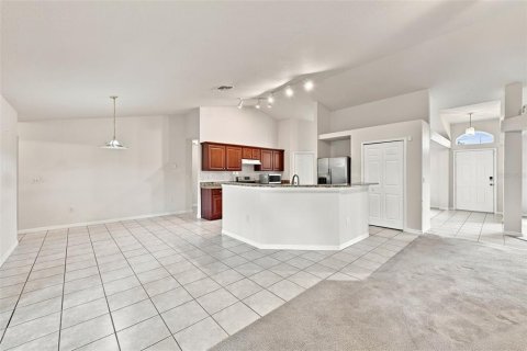 Casa en venta en Spring Hill, Florida, 4 dormitorios, 208.01 m2 № 2294730 - foto 14