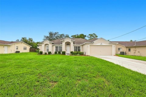 Casa en venta en Spring Hill, Florida, 4 dormitorios, 208.01 m2 № 2294730 - foto 2
