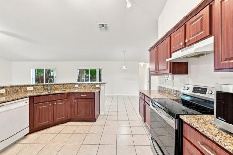 Casa en venta en Spring Hill, Florida, 4 dormitorios, 208.01 m2 № 2294730 - foto 16
