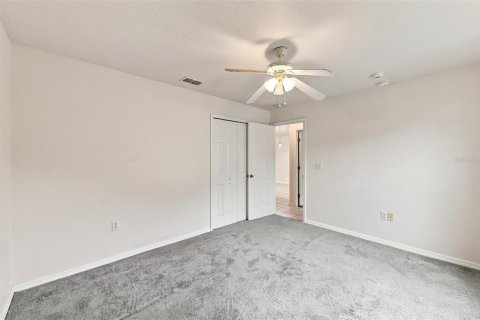 Casa en venta en Spring Hill, Florida, 4 dormitorios, 208.01 m2 № 2294730 - foto 23