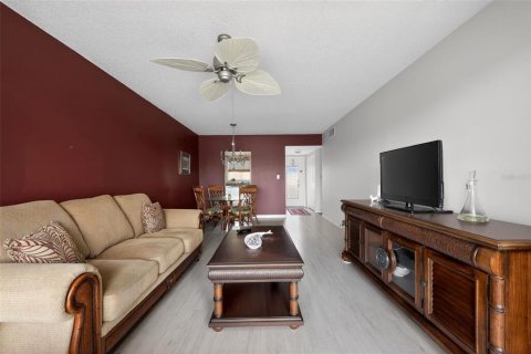 Copropriété à vendre à Sunrise, Floride: 1 chambre, 59.46 m2 № 2100475 - photo 3