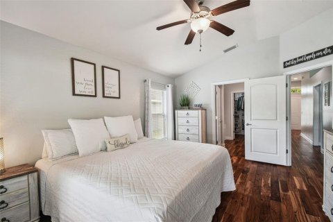 House in Land O' Lakes, Florida 3 bedrooms, 137.96 sq.m. № 1885013 - photo 3