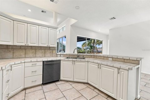 Villa ou maison à vendre à Nokomis, Floride: 3 chambres, 217.95 m2 № 2436806 - photo 10
