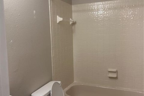 Copropriété à louer à Orlando, Floride: 2 chambres, 102.56 m2 № 2099108 - photo 13