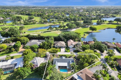 Casa en venta en Plantation, Florida, 4 dormitorios, 272.58 m2 № 1081496 - foto 1