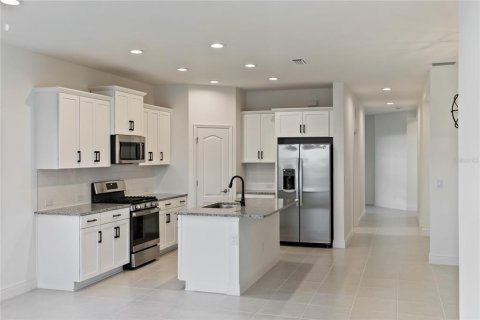House in Parrish, Florida 3 bedrooms, 172.71 sq.m. № 1845242 - photo 3