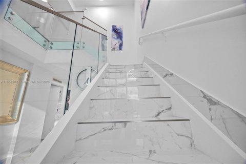 Condominio en alquiler en Aventura, Florida, 3 dormitorios, 166.67 m2 № 1872514 - foto 24