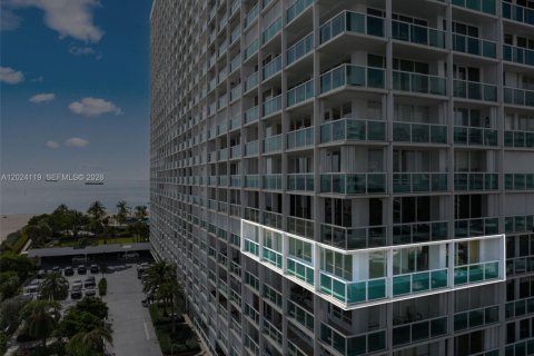 Condominio en venta en Fort Lauderdale, Florida, 1 dormitorio, 120.49 m2 № 2153928 - foto 28