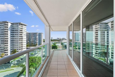 Condominio en venta en Fort Lauderdale, Florida, 1 dormitorio, 120.49 m2 № 2153928 - foto 23