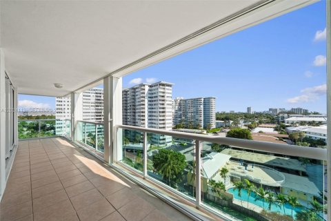 Condominio en venta en Fort Lauderdale, Florida, 1 dormitorio, 120.49 m2 № 2153928 - foto 26