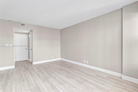 Studio in the Condo in Fort Lauderdale, Florida  № 1752918 - photo 12