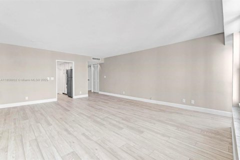 Studio in the Condo in Fort Lauderdale, Florida  № 1752918 - photo 8