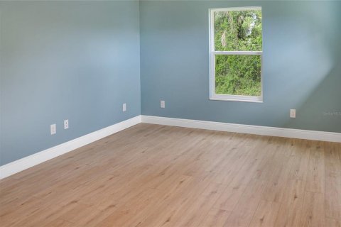 Commercial property in Edgewater, Florida 6 bedrooms, 294.87 sq.m. № 1566905 - photo 21