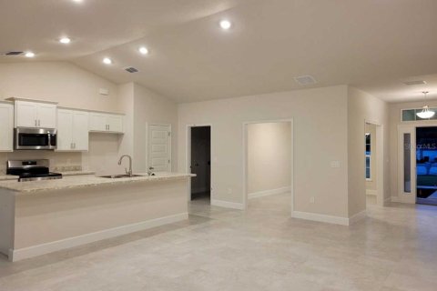 Villa ou maison à vendre à Ocala, Floride: 4 chambres, 196.49 m2 № 2415471 - photo 6