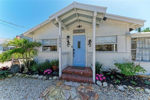 House in Cortez, Florida 3 bedrooms, 131.92 sq.m. № 1613678 - photo 2