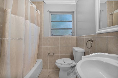 Купить виллу или дом в Холливуд, Флорида 3 спальни, 95.32м2, № 2086593 - фото 29