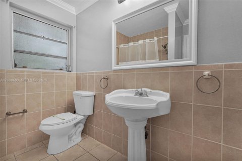 Купить виллу или дом в Холливуд, Флорида 3 спальни, 95.32м2, № 2086593 - фото 28