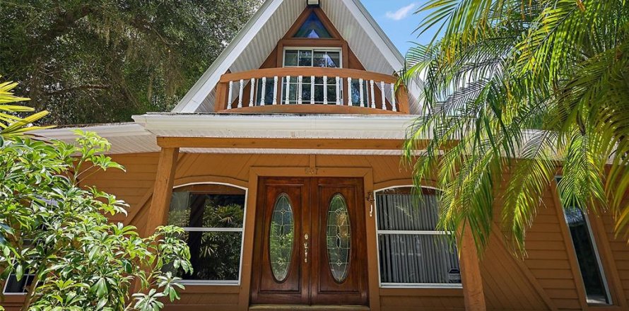 Casa en Eustis, Florida 3 dormitorios, 167.78 m2 № 1883192