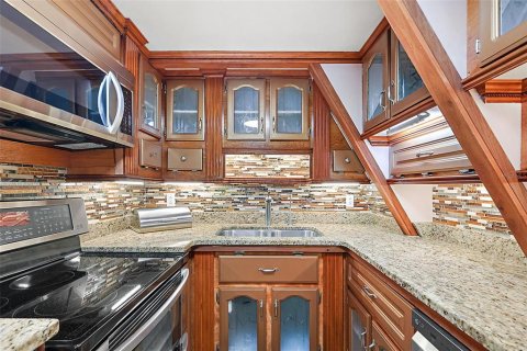 Casa en alquiler en Eustis, Florida, 3 dormitorios, 167.78 m2 № 1883192 - foto 15