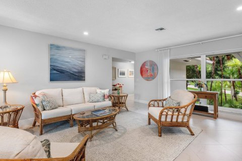 Condo in Boynton Beach, Florida, 2 bedrooms  № 2154591 - photo 8