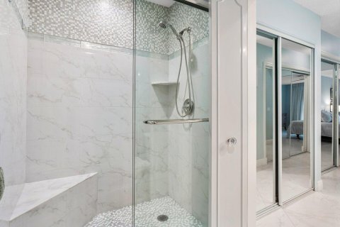 Condo in Boynton Beach, Florida, 2 bedrooms  № 2154591 - photo 21