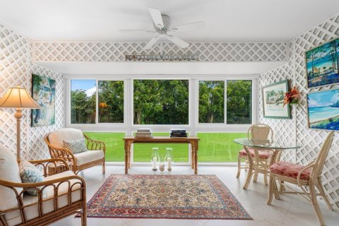 Condo in Boynton Beach, Florida, 2 bedrooms  № 2154591 - photo 5