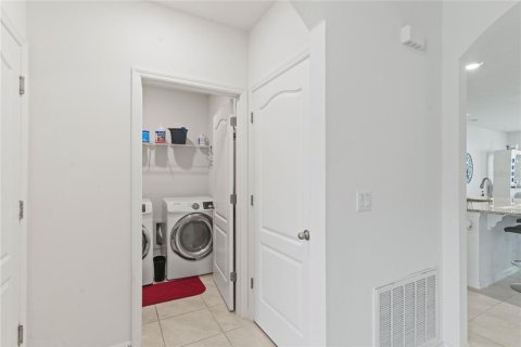 Casa en venta en Mount Dora, Florida, 3 dormitorios, 155.33 m2 № 1792900 - foto 5