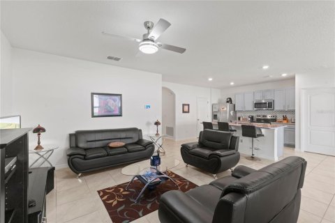 Casa en venta en Mount Dora, Florida, 3 dormitorios, 155.33 m2 № 1792900 - foto 12