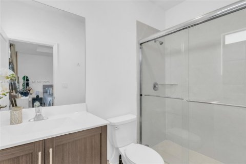 Townhouse in Miami, Florida 3 bedrooms, 165.18 sq.m. № 1849120 - photo 21